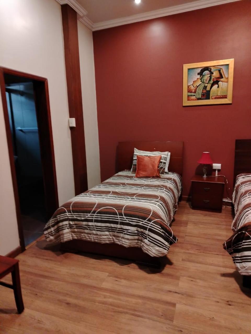 Hotel Pegasus Куэнка Экстерьер фото