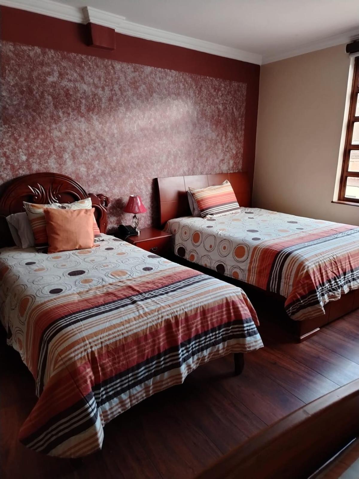 Hotel Pegasus Куэнка Экстерьер фото