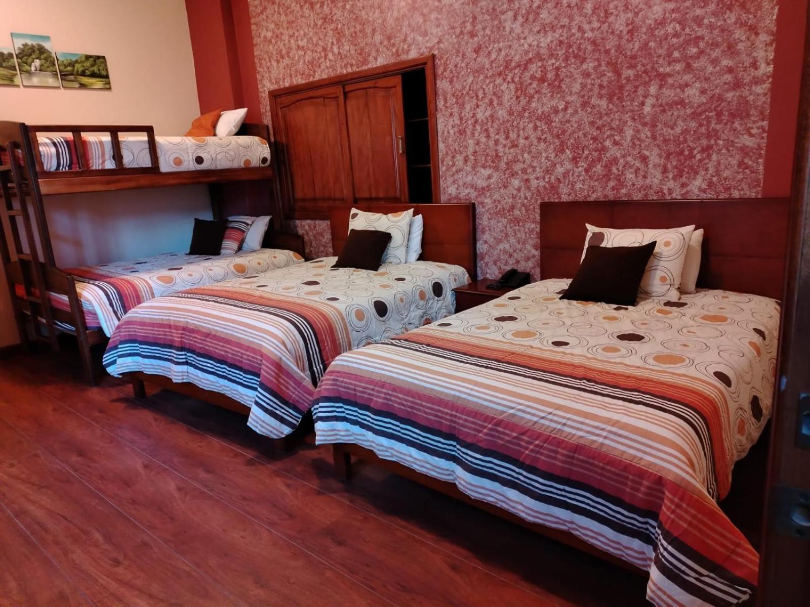 Hotel Pegasus Куэнка Экстерьер фото